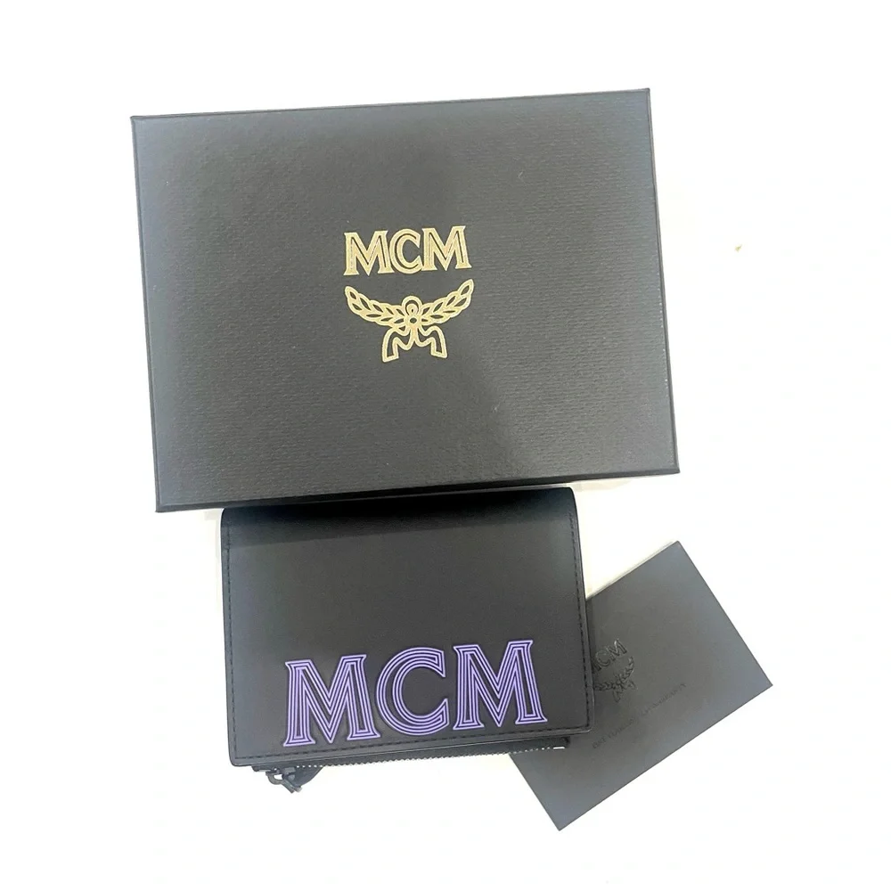 Bifold Snap Wallet in MCM Leather